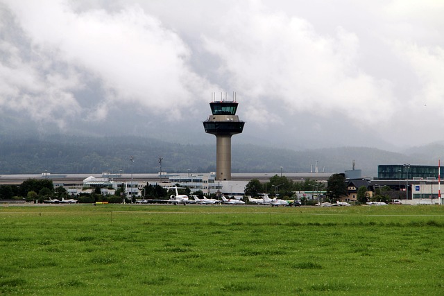 airport-transfer-640x480-58447036.jpeg