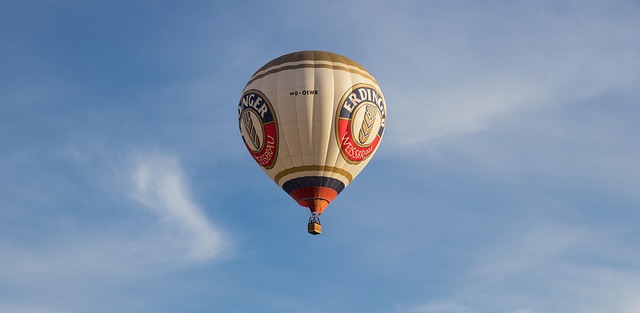 balloon desert