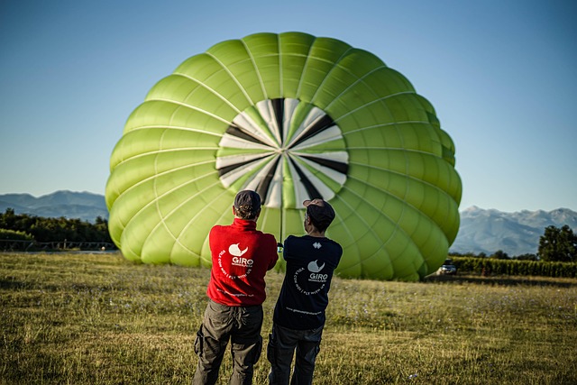balloon desert