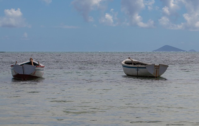 boat-charter-640x480-34421182.jpeg