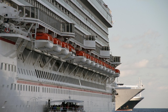 Boat Cruises