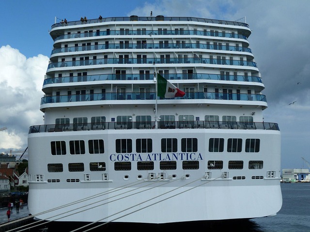 boat-cruises-640x480-58691213.jpeg