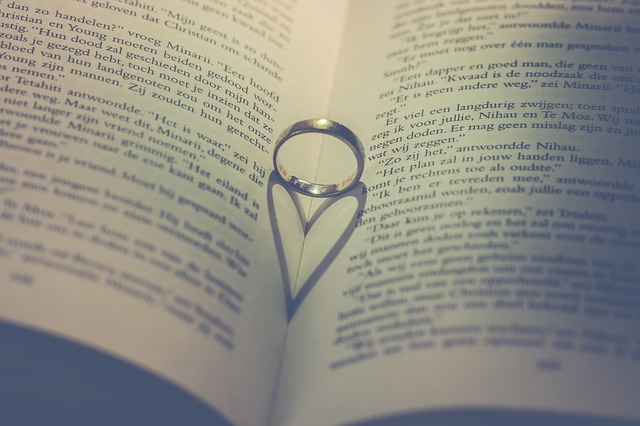 book yacht