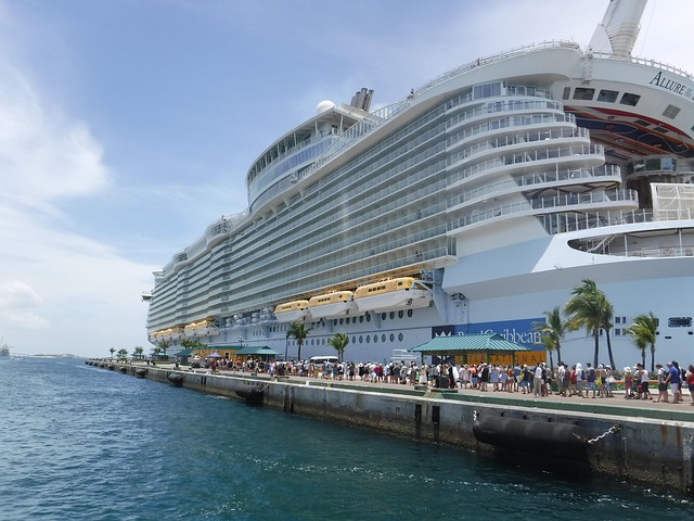 cruise with dinner