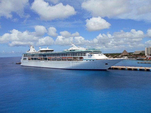 cruise with dinner