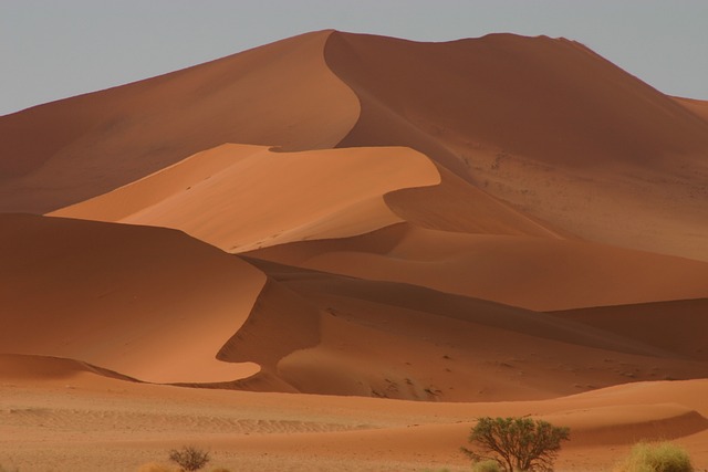 desert-640x480-38075416.jpeg