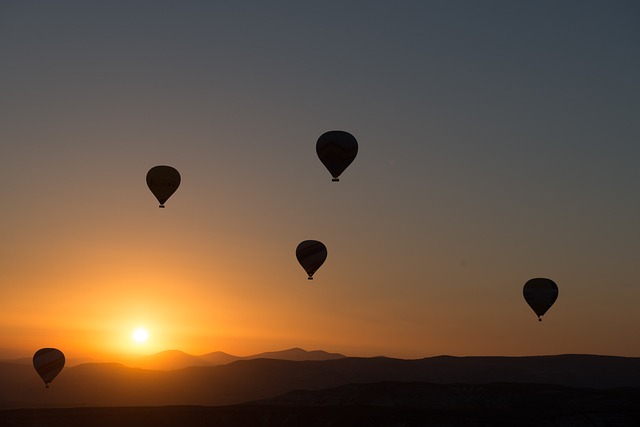 desert balloon