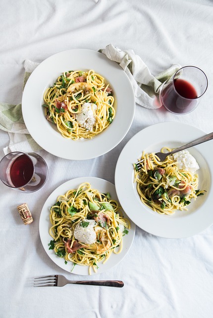 Romance on Waves: Discovering Dubai’s Magical Dinner Cruise Experiences