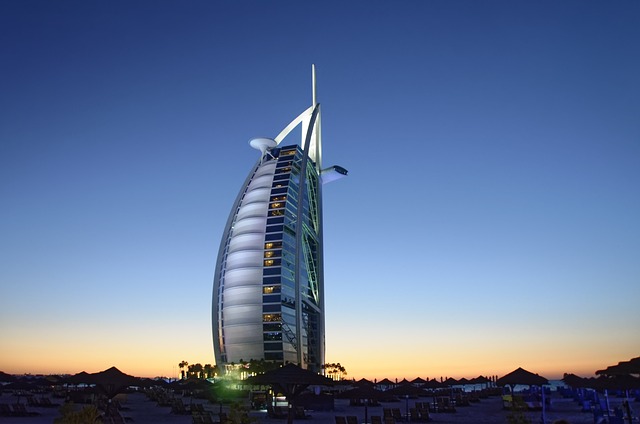 dune-buggy-dubai-silicon-640x480-68172258.jpeg