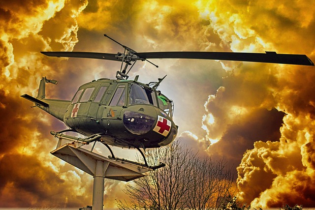family-helicopter-ride-640x480-62896094.jpeg
