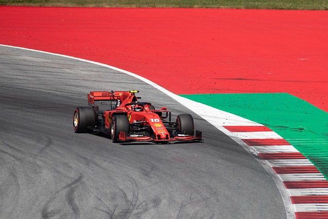 ferrari-640x480-89469776.jpeg