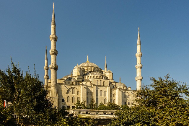 grand-mosque-640x480-29285923.jpeg