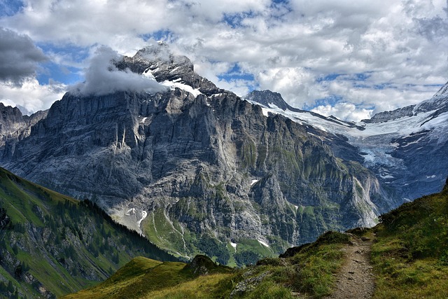 hatta mountains
