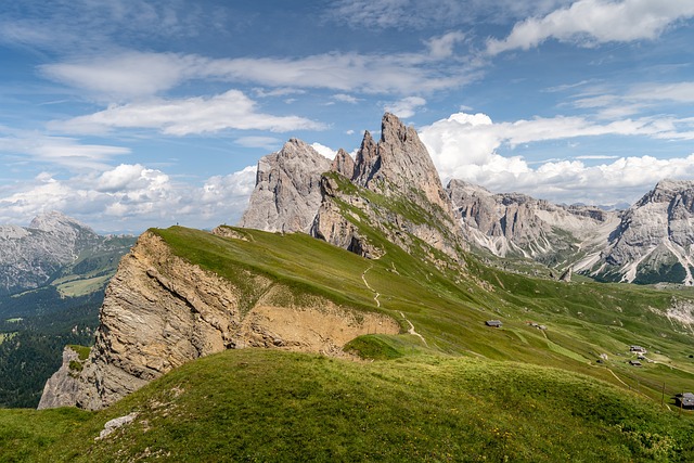 hatta mountains