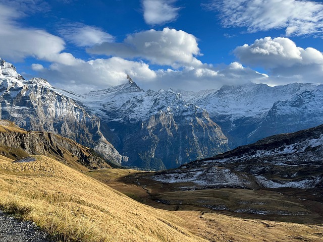 hatta-mountains-640x480-82943103.jpeg
