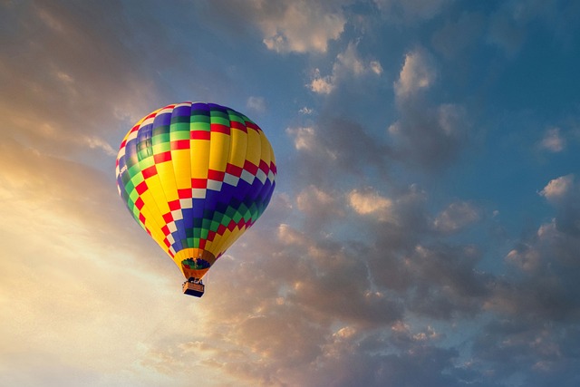 Group Hot Air Balloon Adventure: Exploring Dubai’s Skyline