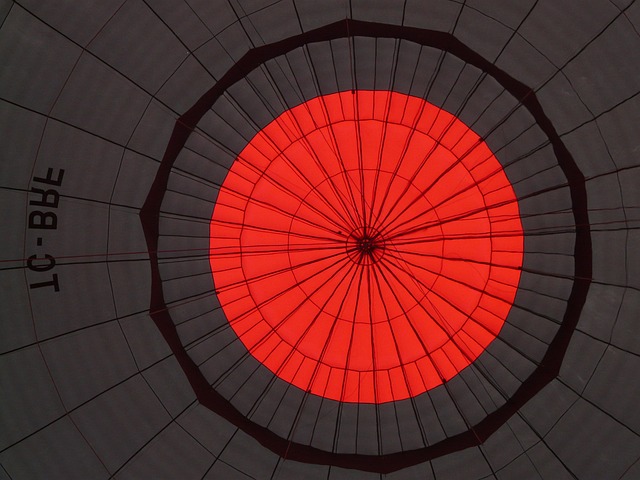 hot-air-balloon-discovery-gardens-640x480-39640882.jpeg