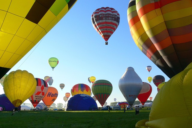 hot-air-balloon-investment-park-640x480-29321923.jpeg