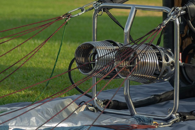 hot-air-balloon-umm-suqeim-640x480-95007611.jpeg