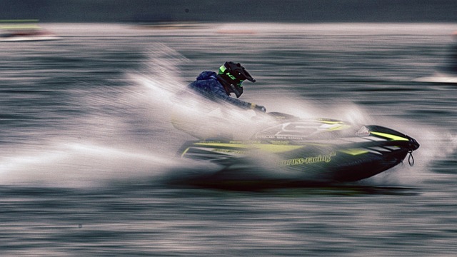 jet ski