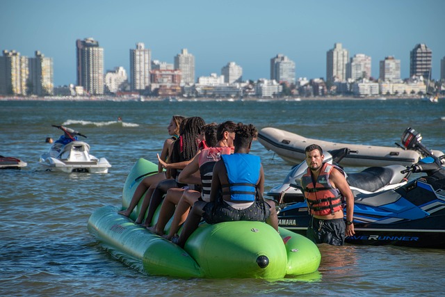 Dubai Jetski Tours: Navigating Harbors with Thrilling Adventures