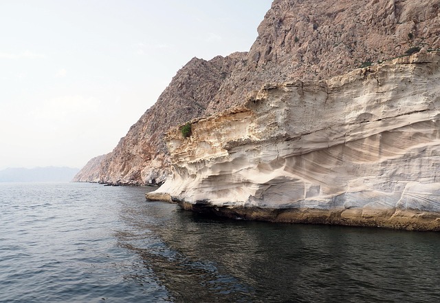 Khasab Musandam Tours: Romantic Escapades in Paradise