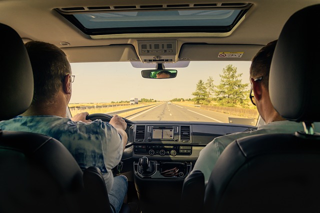 Exclusive Limo Ride: Palm Jumeirah’s Charmed Adventure