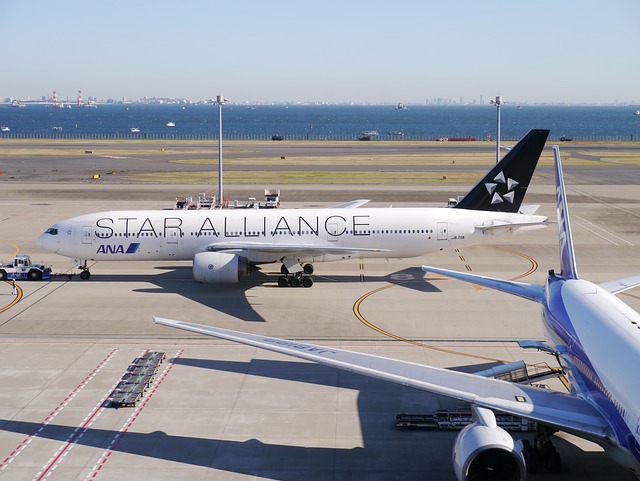 luxury-airport-transfer-640x480-68940417.jpeg