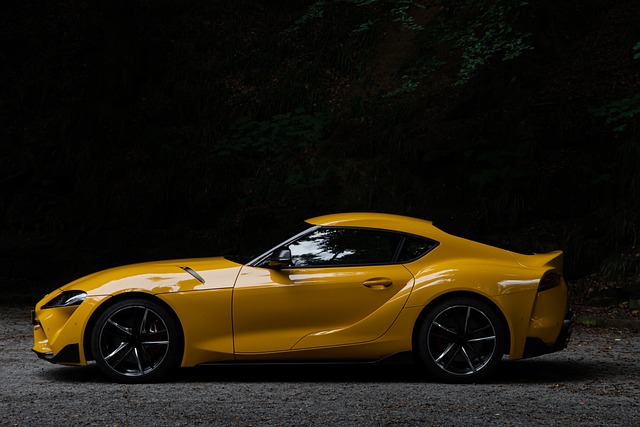 luxury-car-rental-640x480-15109080.jpeg