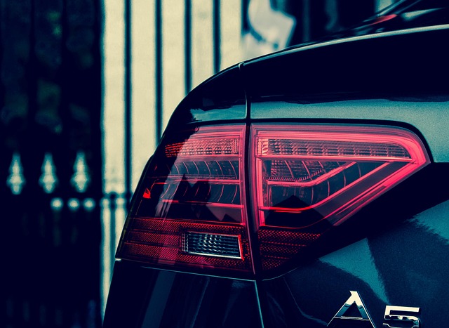 Luxury Car Rentals Dubai: Driver-Inclusive Experiences Unveiled