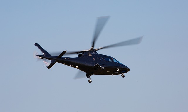 luxury-helicopter-640x480-1333.jpeg