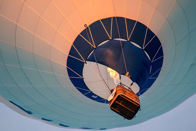 Luxury Sunrise Hot Air Balloon Rides: Dubai’s Enchanting Experience