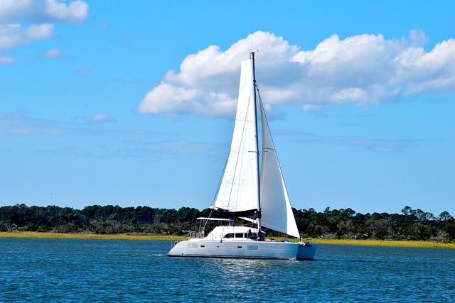 luxury-yacht-charter-640x480-73655280.jpeg