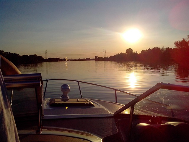 luxury yacht charter