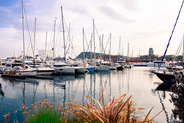 luxury yacht charter