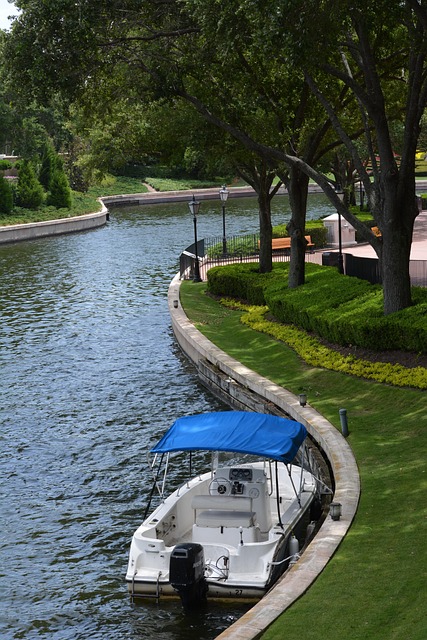 luxury yacht rental