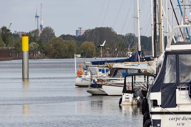 luxury yacht rental