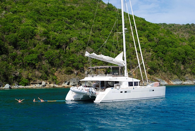 luxury yachts rental