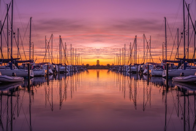 marina boat