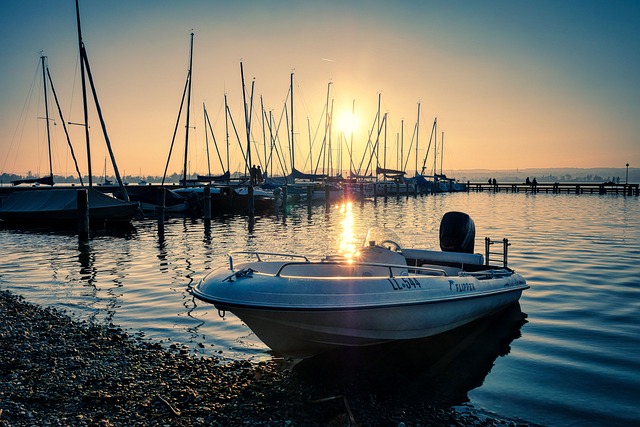 marina boat