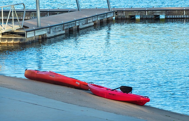 marina-boat-640x480-53253866.jpeg