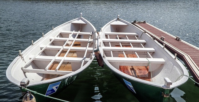 marina boat
