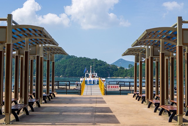 marina boat