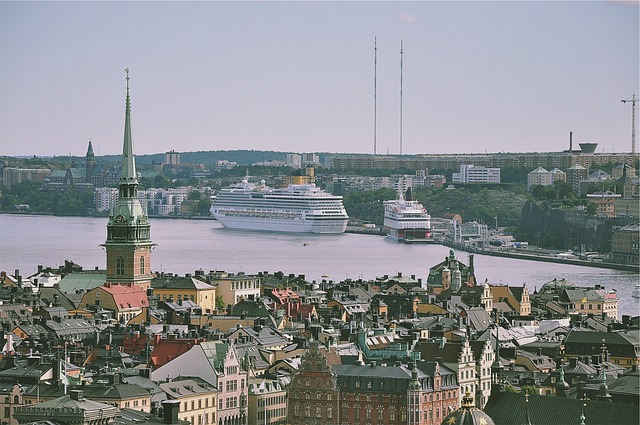 marina-cruise-640x480-11095400.jpeg