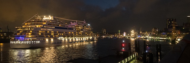 marina cruise