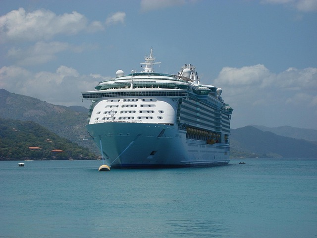marina cruise
