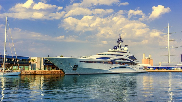 marina cruise dinner