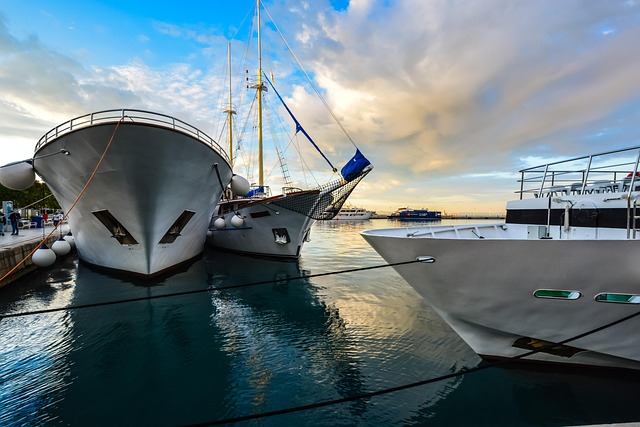 marina dhow cruise