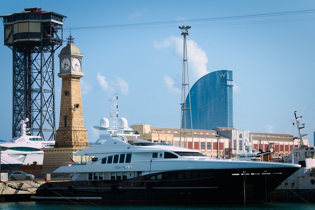 Dubai Marina Yacht Hire: Exclusive Deals for Unforgettable Adventures