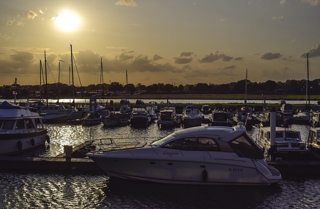 marina yacht